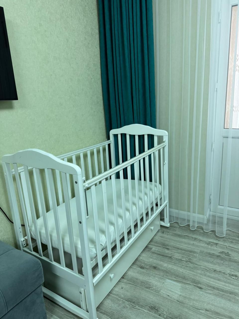 Продам детскую кроватку