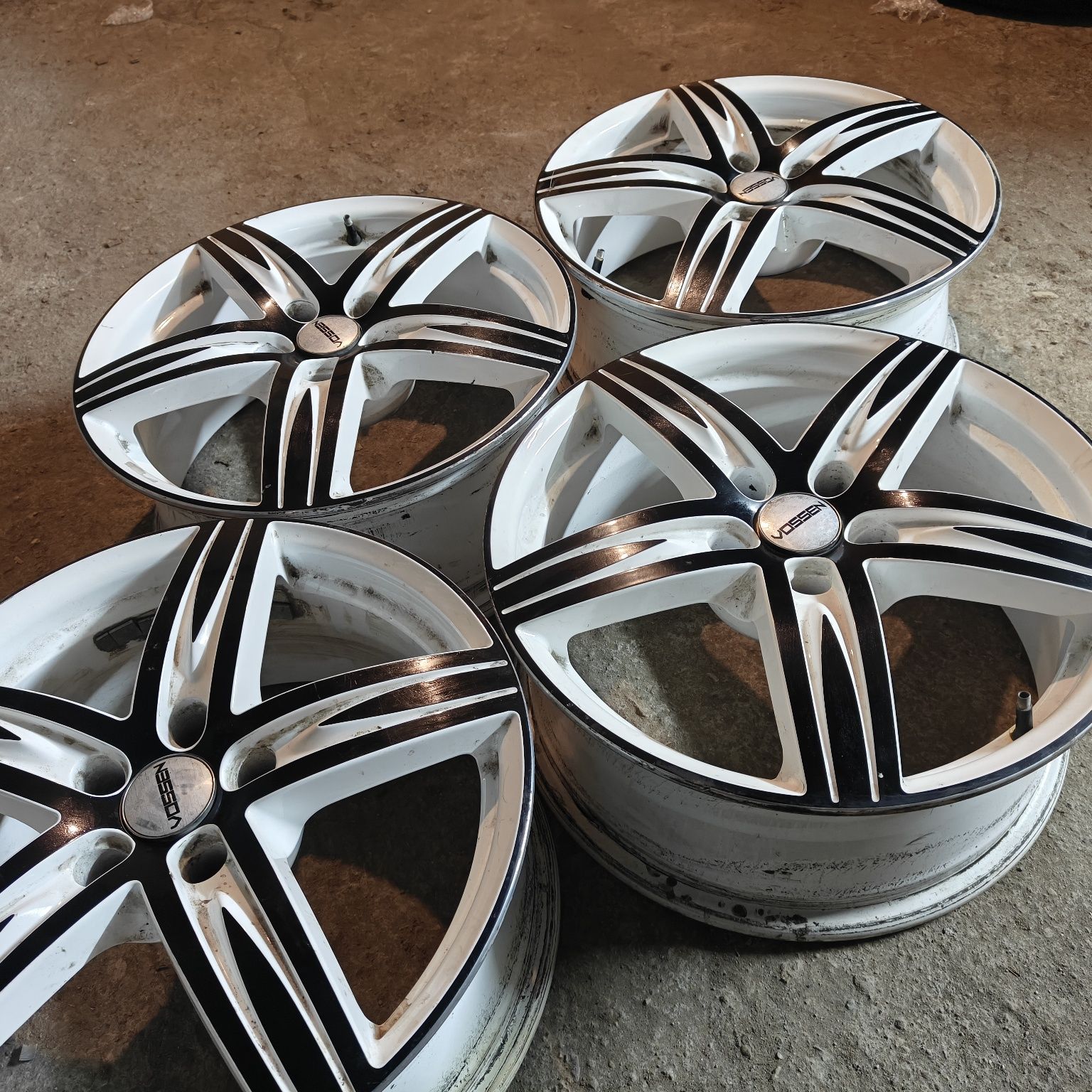 R17 PCD 5 *114,3 Комплект легкосплавных дисков