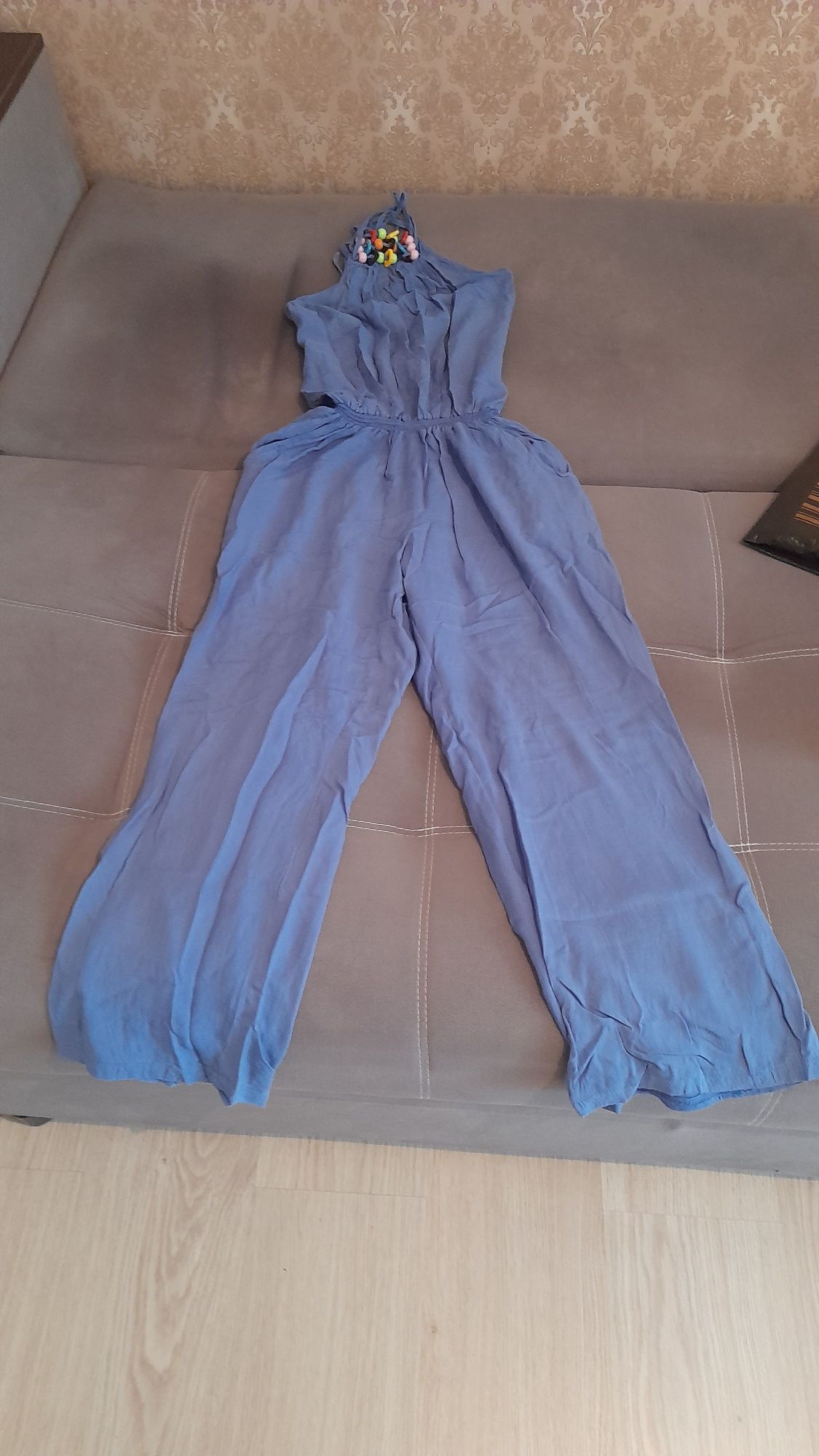 Продам комбинезон женский, летний