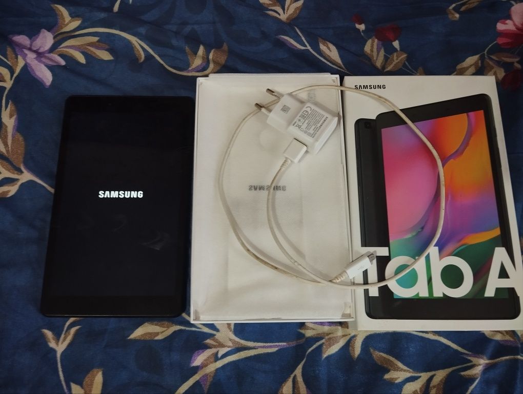 Планшет Samsung tab A, 2gB ОЗУ, 32gB Вн.пам.