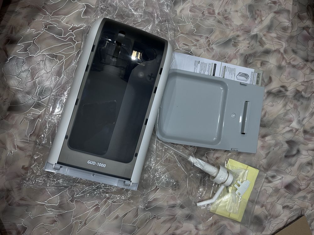 Продам сенсорный бесконтактный дозатор Saraya GUD-1000
