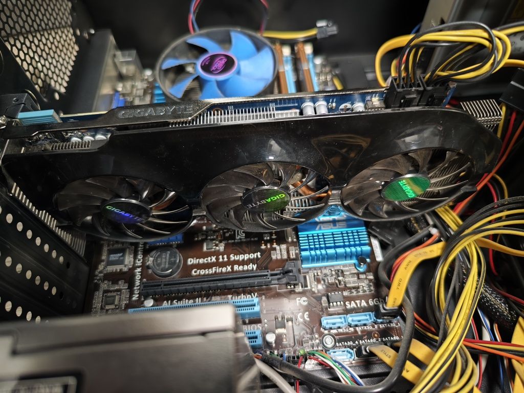 Компьютер i5-3покол, ОЗУ 16 DDR3Видео карта AMD Radeon 7800series,