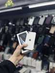 IPhone SE2020 / 128 / 100% в хорошем состояний