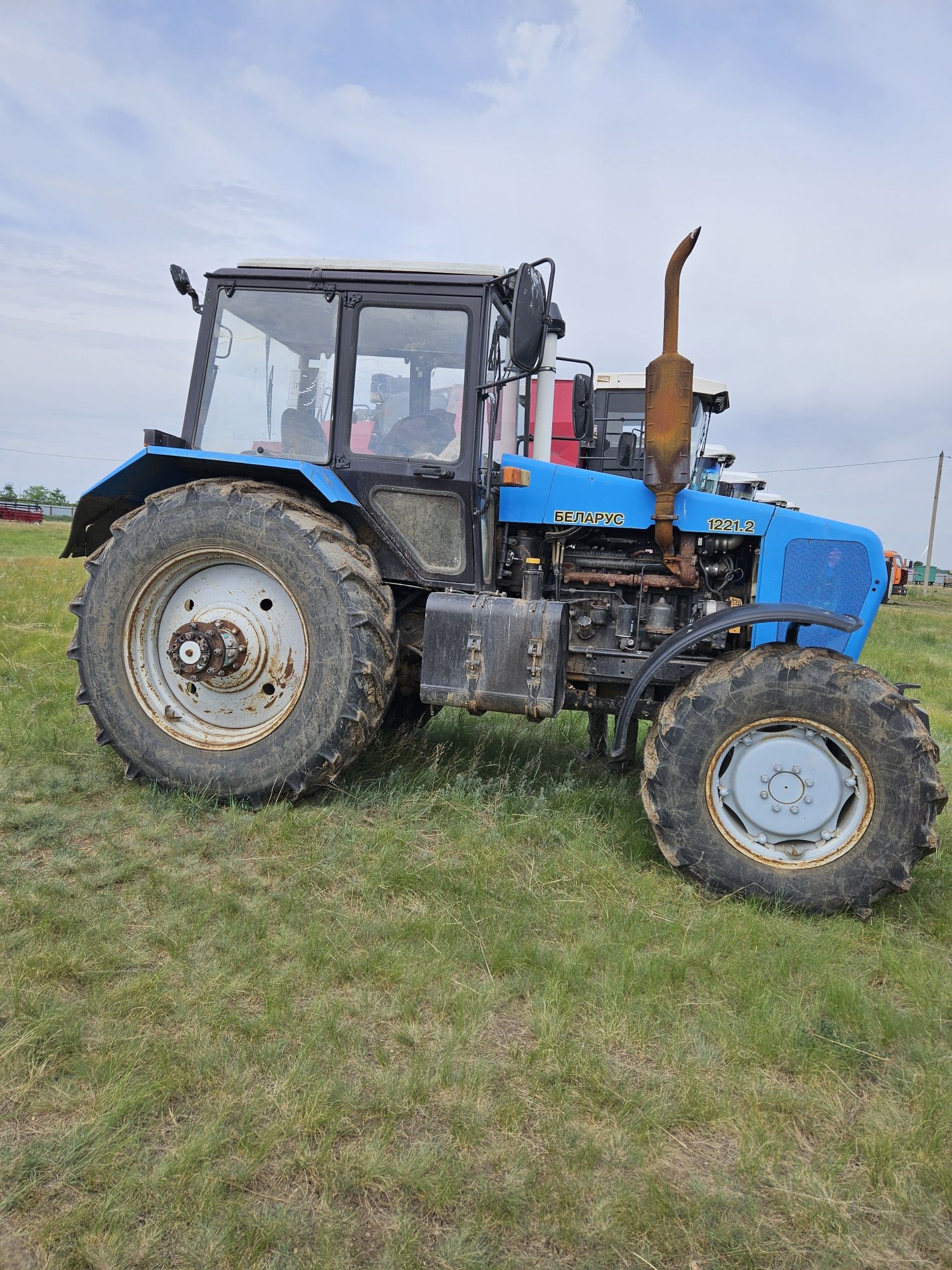 Продам МТЗ 1221.2