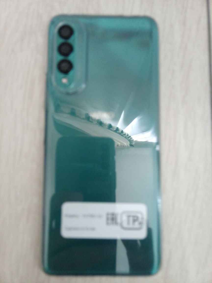 Продам сматрфон 4G
