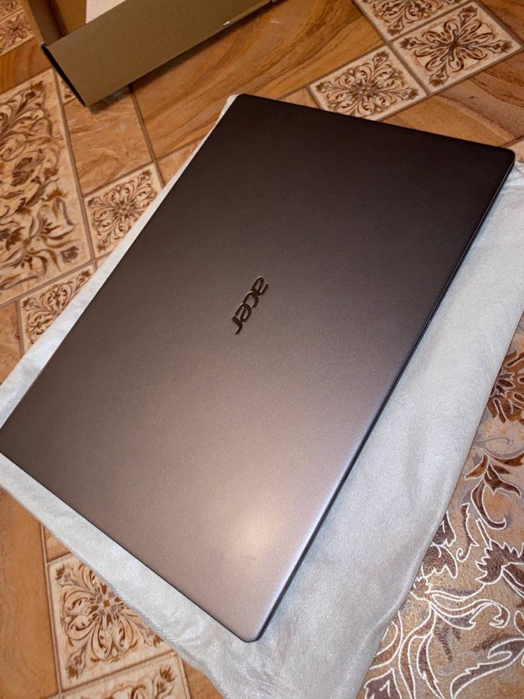 Продам ноутбук(ультрабук) acer