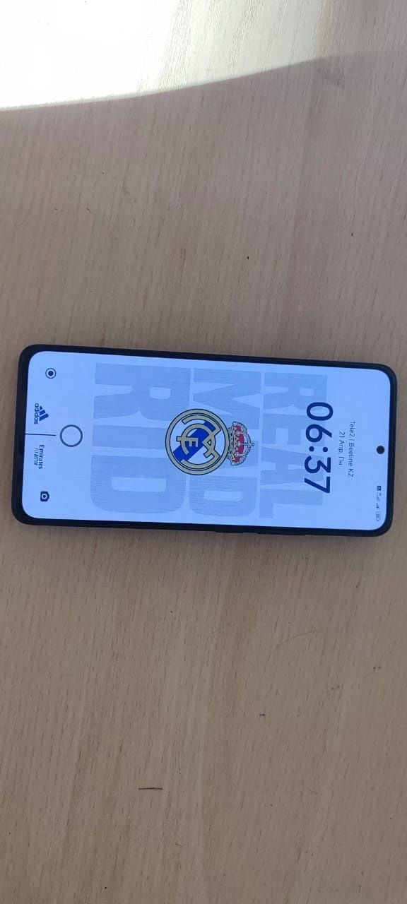 Продам Redmi note 13