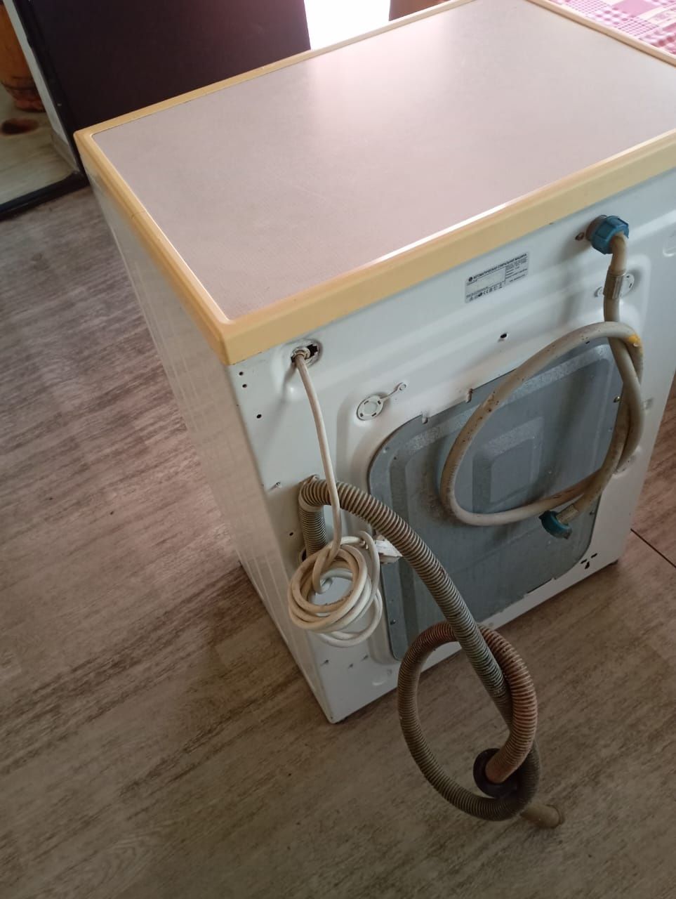 Здравствуйте продам автомат машинку б/у