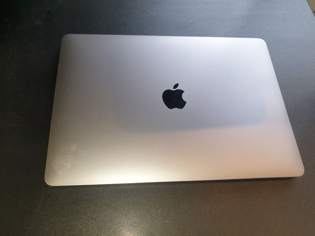 Ноутбук Apple MacBook Pro 13 MYD82 серый