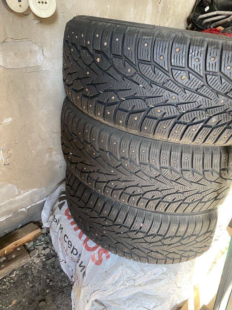 Продам 235/55/19