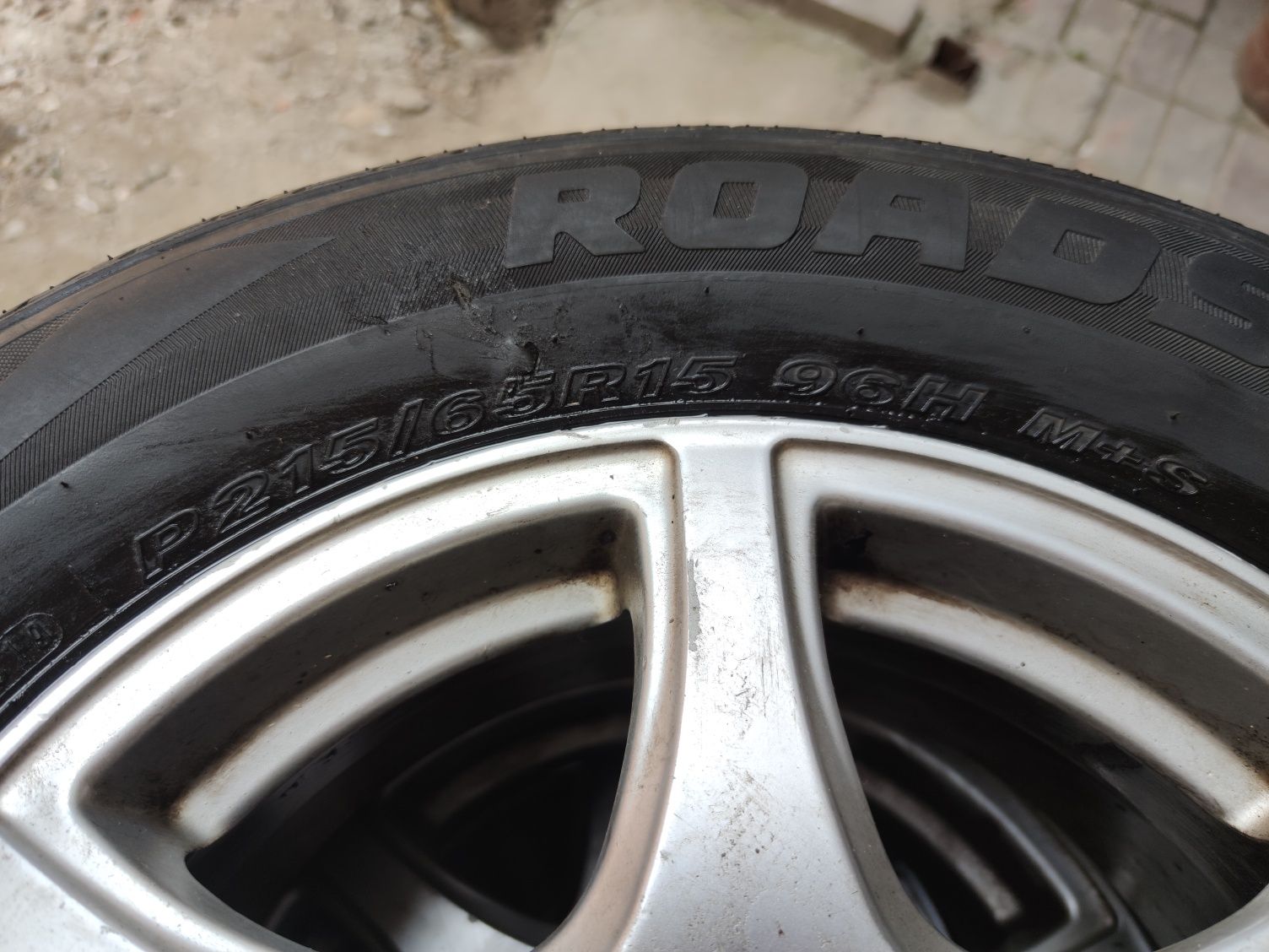 Продам колеса с диском 15-ые Road Stone