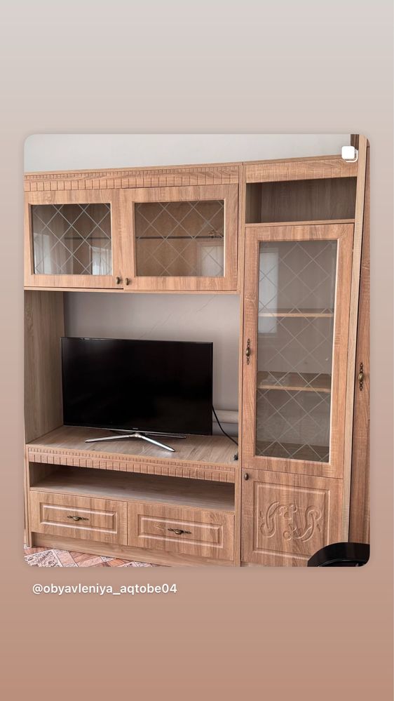 Продам гарнитур в гостиную