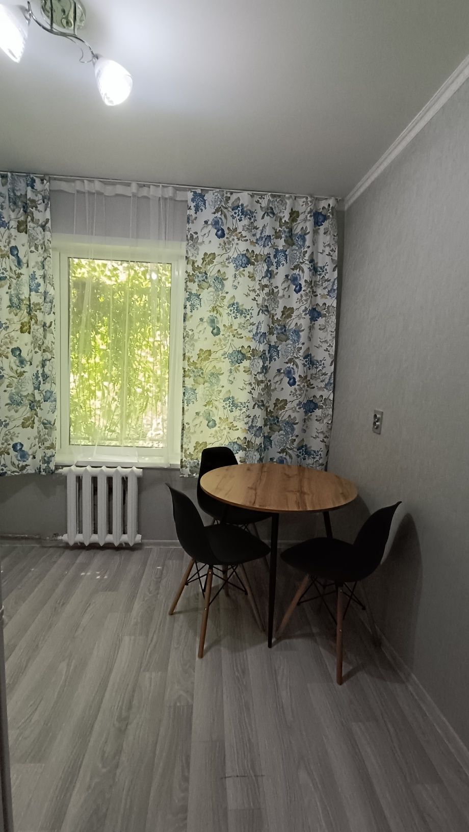 Сдам 1 комнатную квартиру.На 1 этаже .
