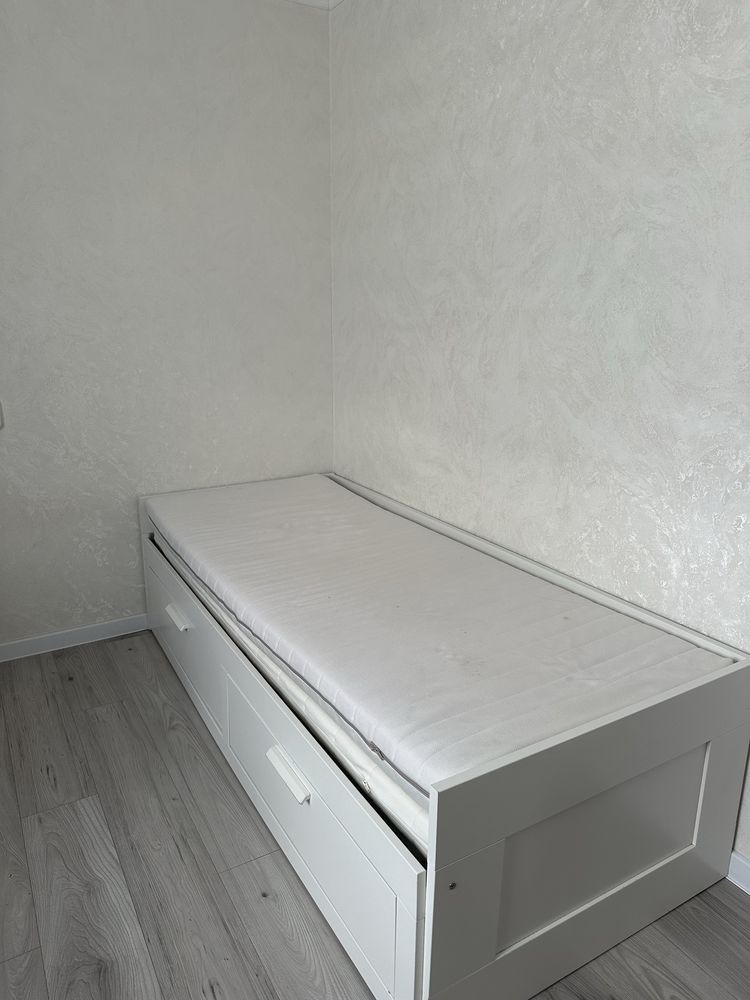 Кровать двухспальная