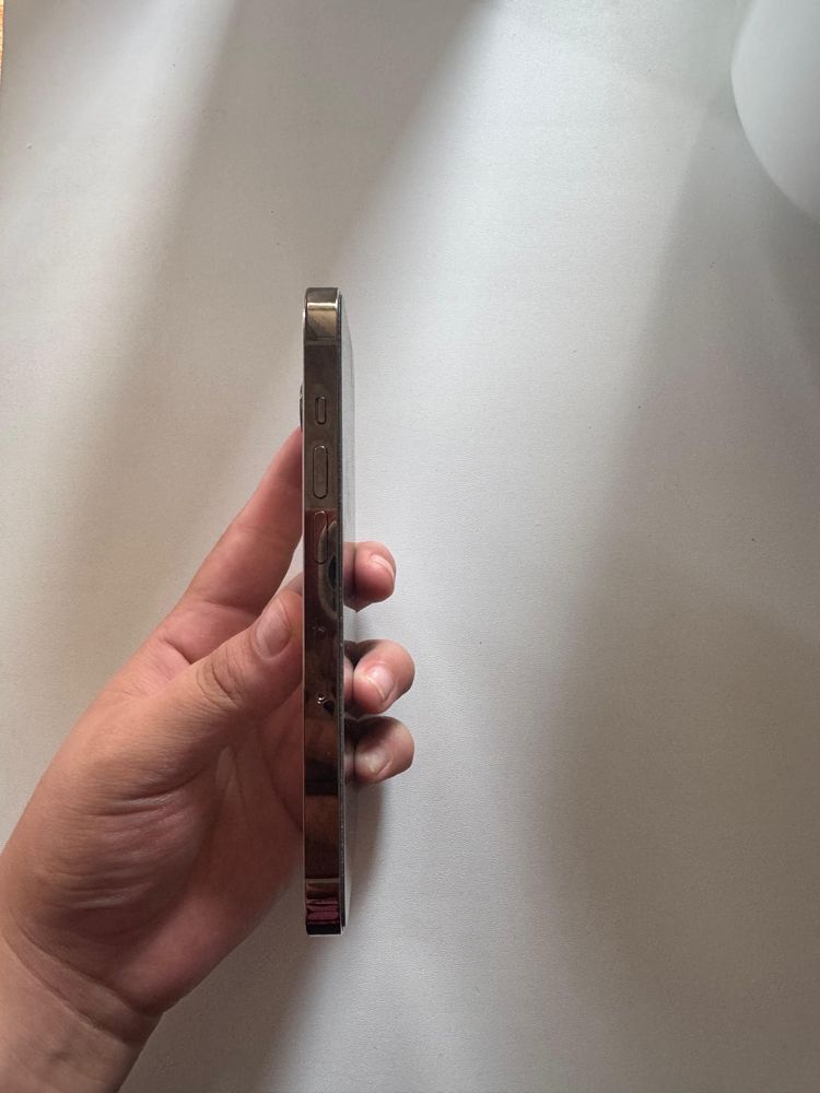 Iphone 14 pro 128 гб состаяние 8/10 аккумулятор 81%