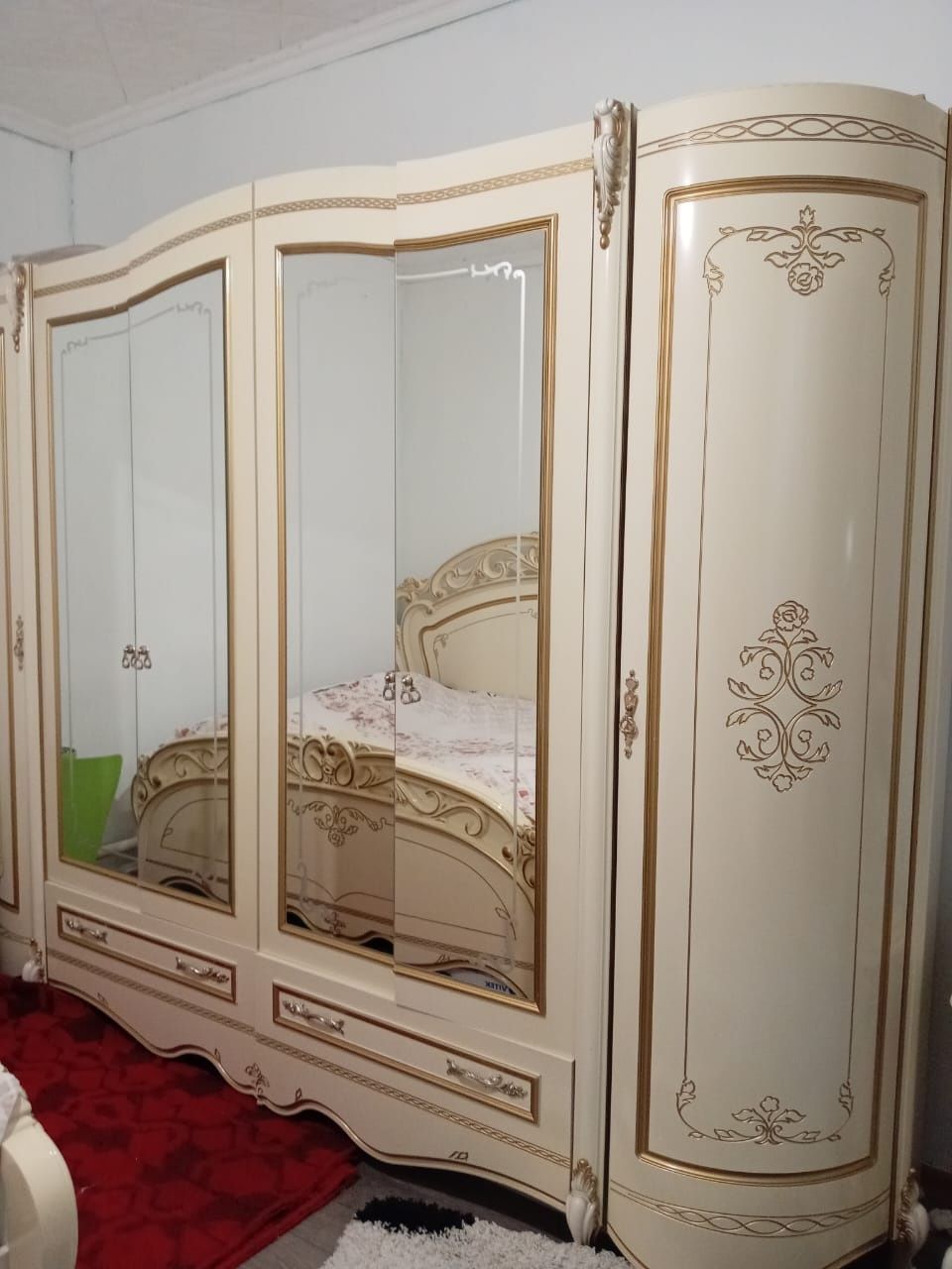 Срочно продам мебель