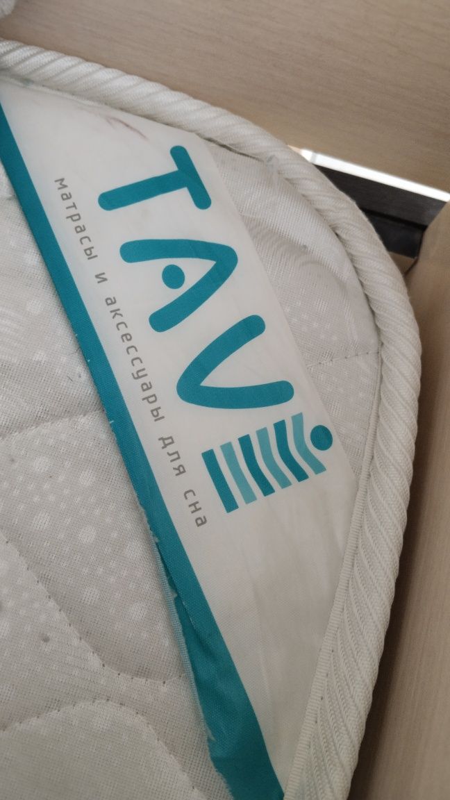 Продам матрас Tavi