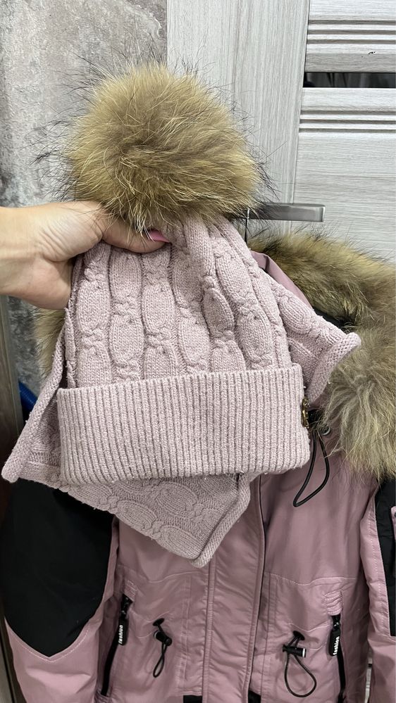 Зимняя куртка на девочку