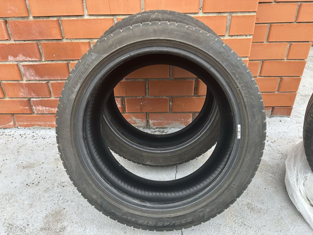 Продам резину в хорошем состоянии Pireli R18 235/43 22 года резина