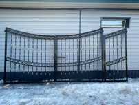В продаже готовые ограждения (ворота+калитка)