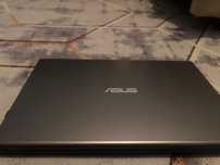 Ноутбук ASUS