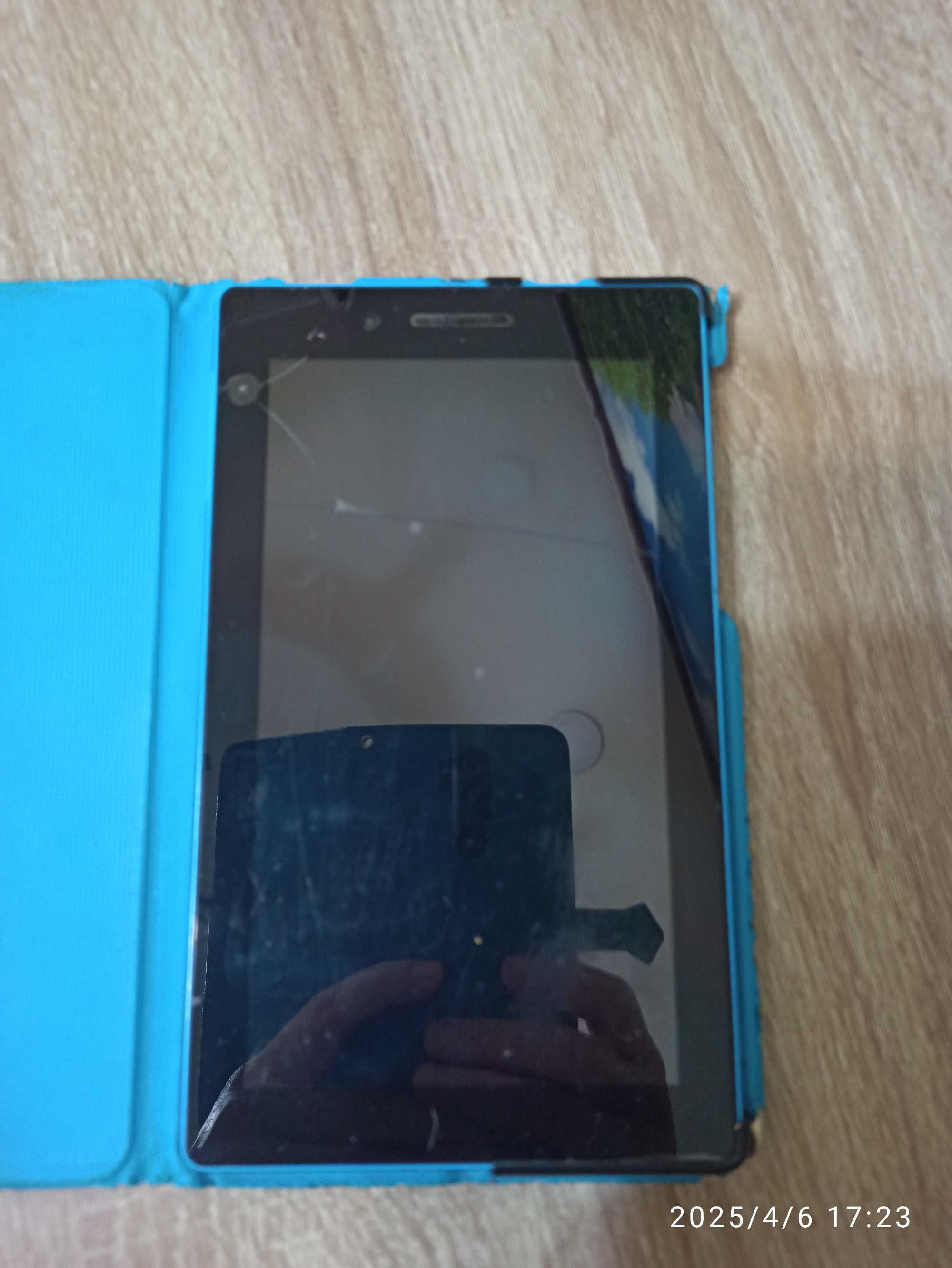 Продам планшет Lenovo TB3-7101