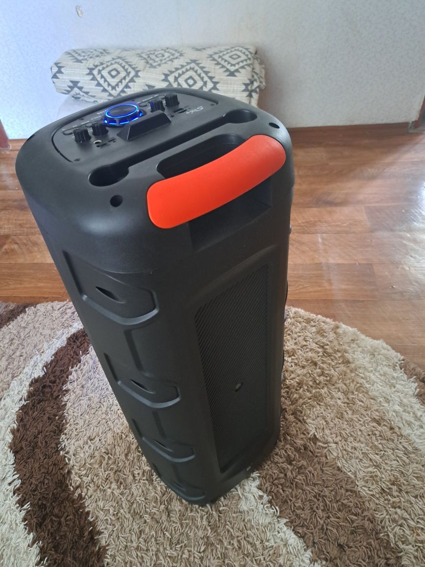 Продам большую колонку