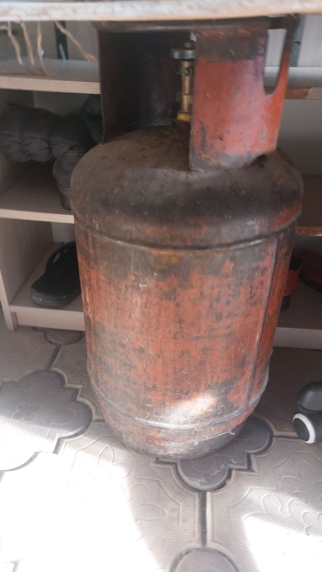Продам газ баллон