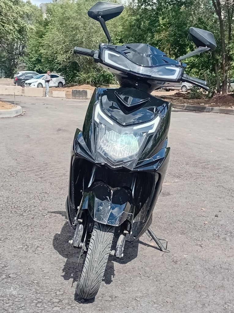 Электроскутер Atlas Eagle 2000W Black