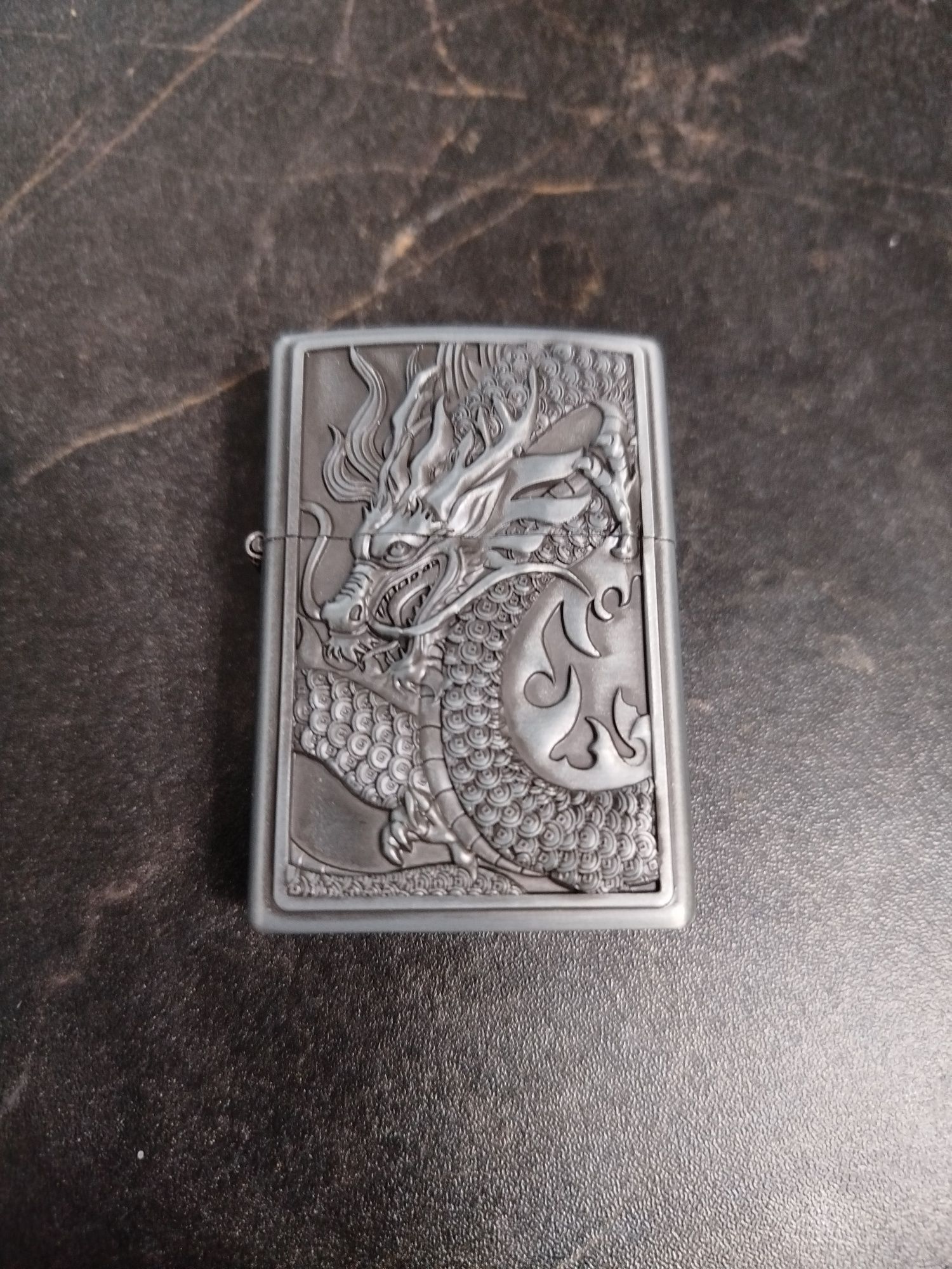 Зажигалка бензиновая