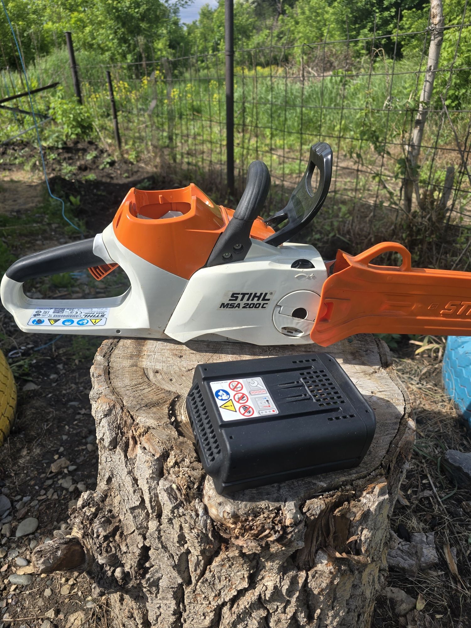 Stihl  MSА 200С пила на акку.