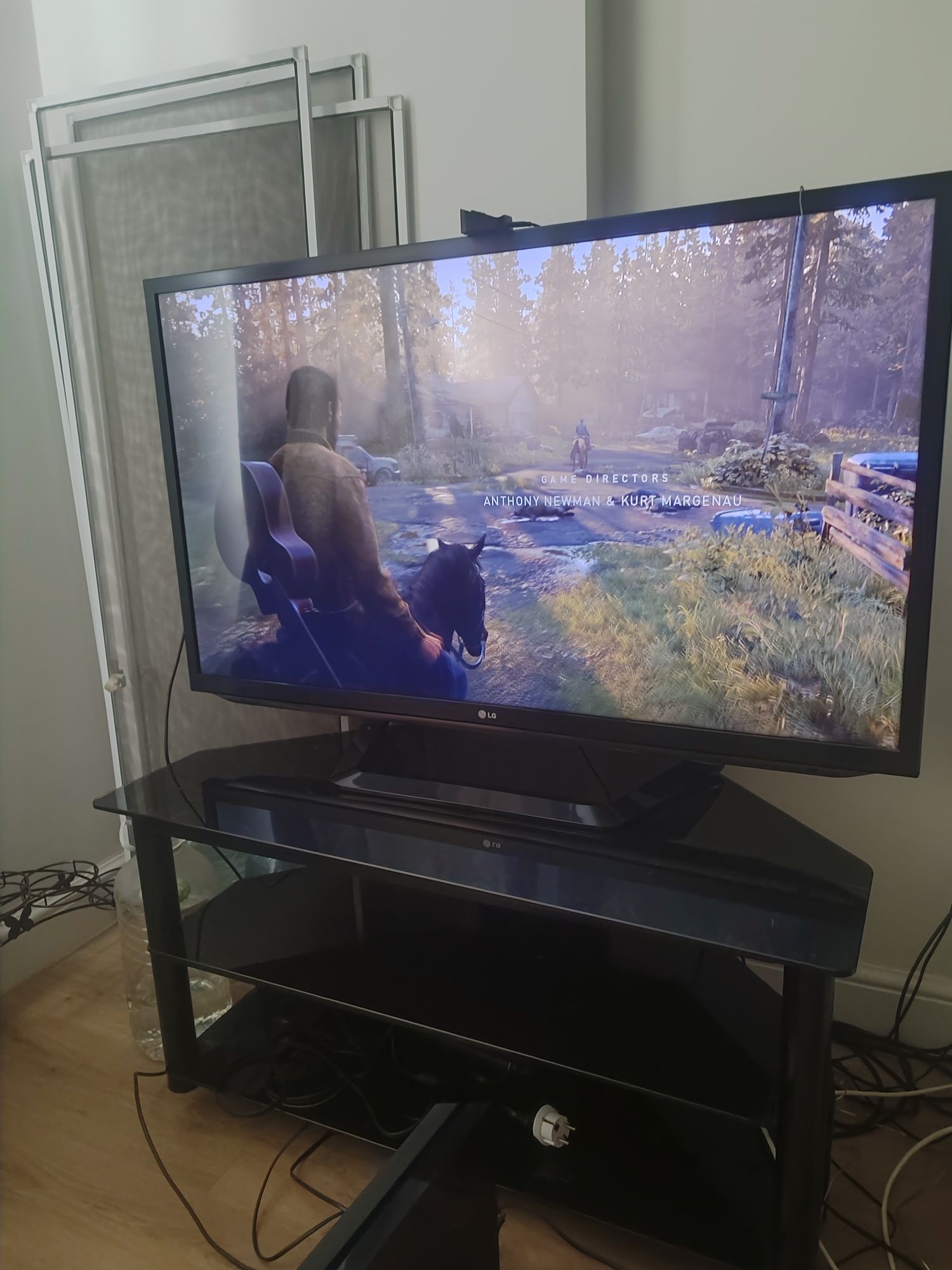 PS4+ ТВ LG + тумба