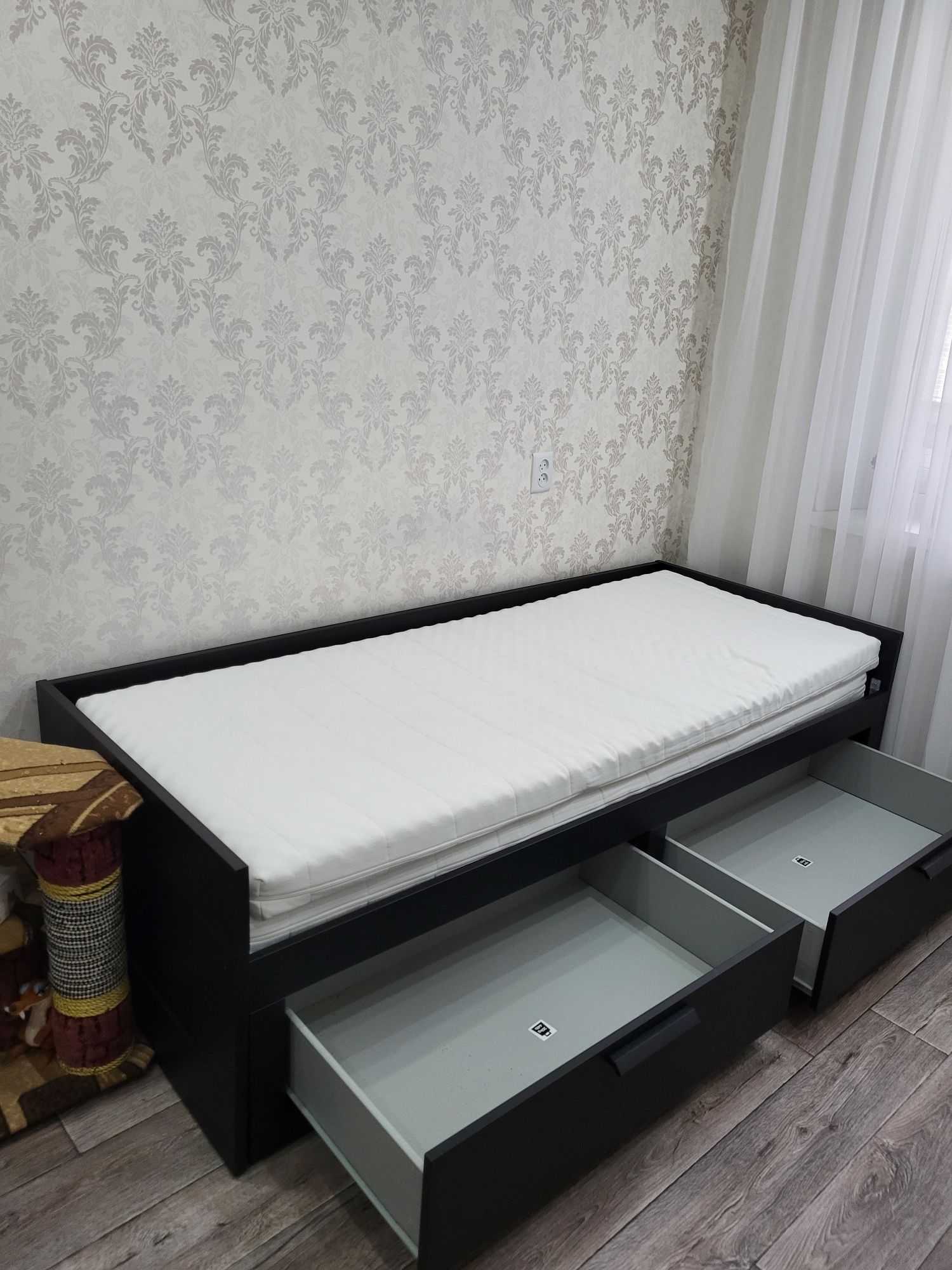 Продаётся кровать