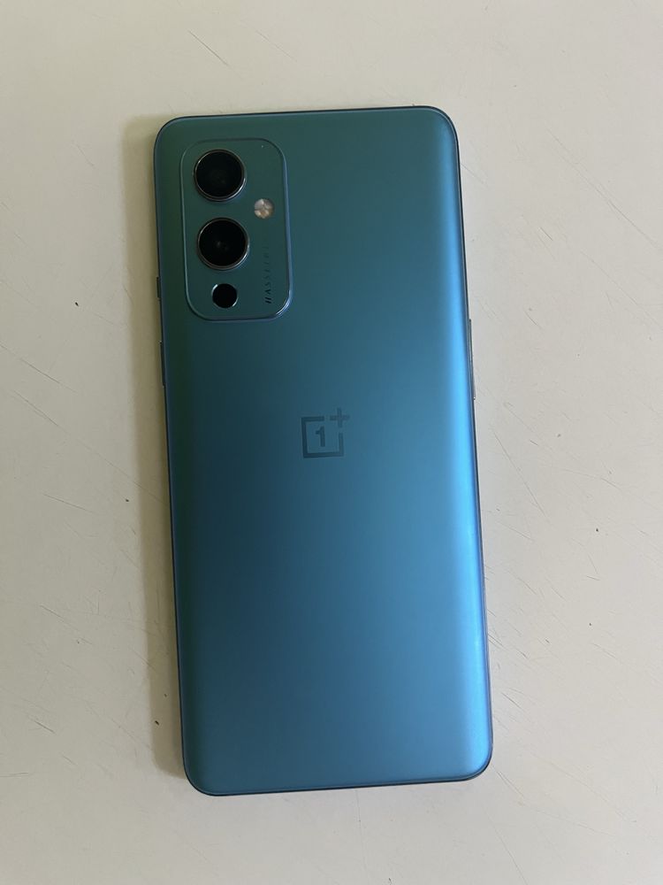 Oneplus 9   128/8gb