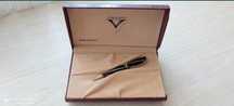 Брендовая ручка Visconti Divine Elegance Black возможен обмен