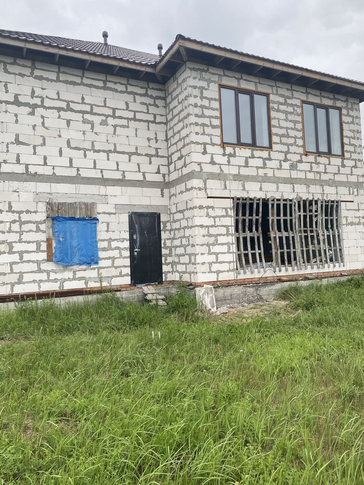 Продам недостроенный дом