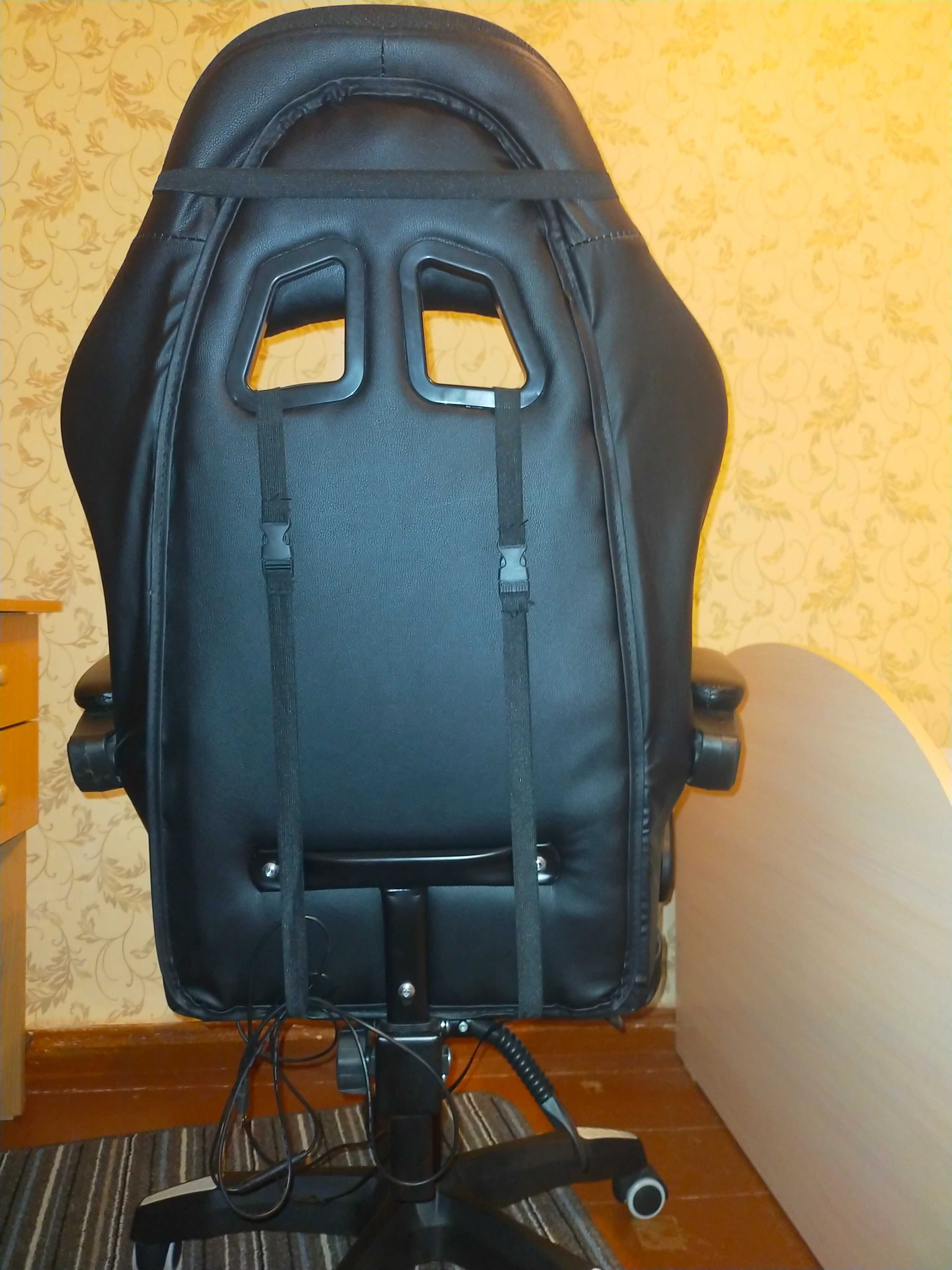 Продам игровое кресло