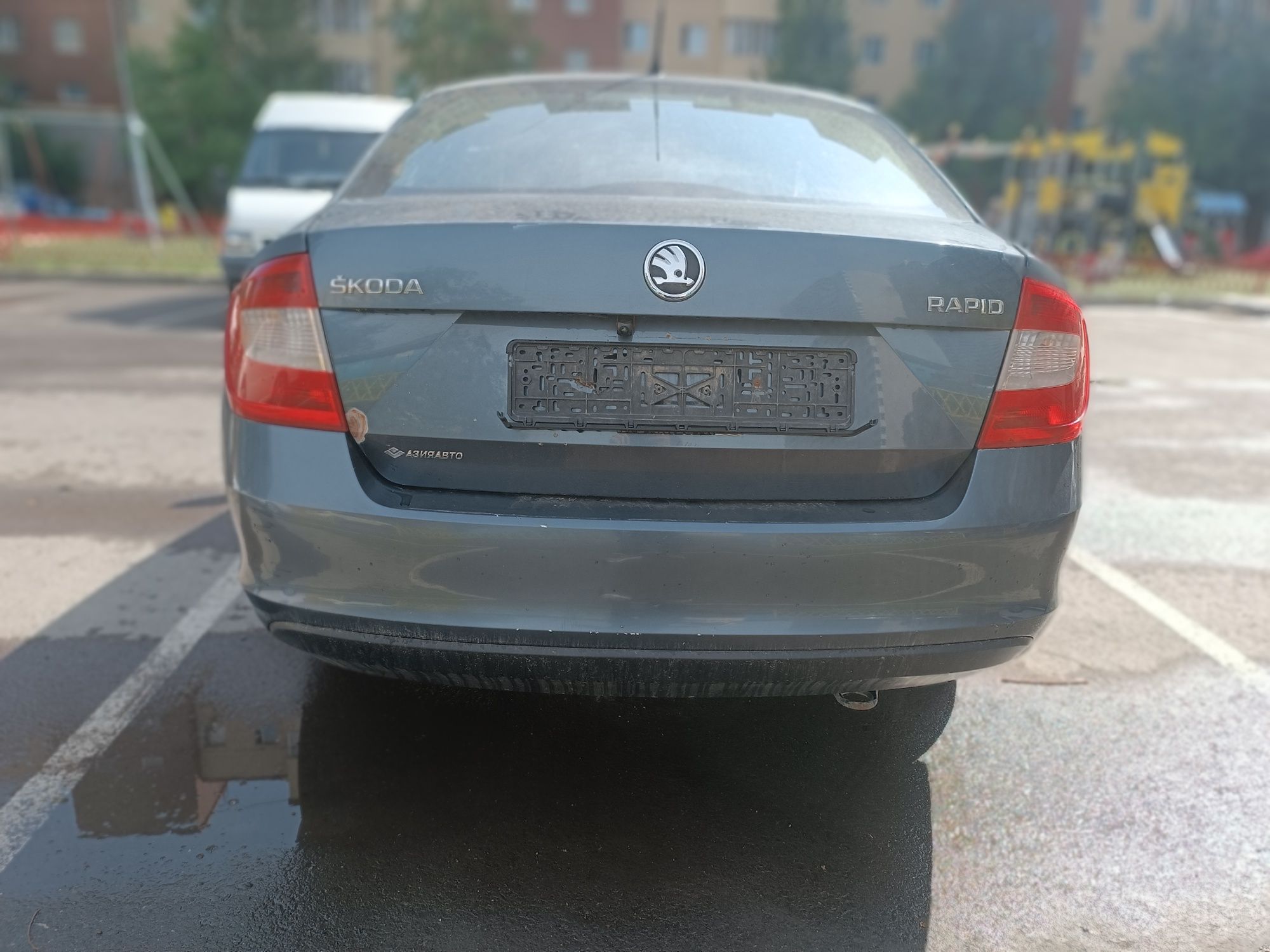 Skoda rapid на ходу с вложениями видно на фото цена очень низкая