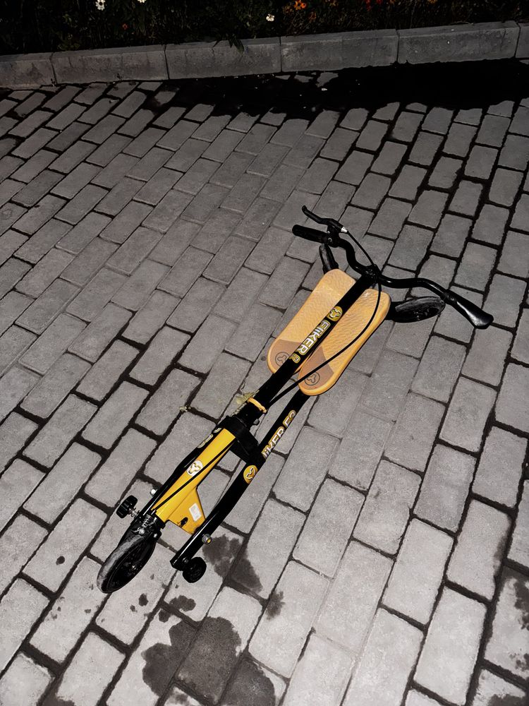 Самокат инерционный fliker f3