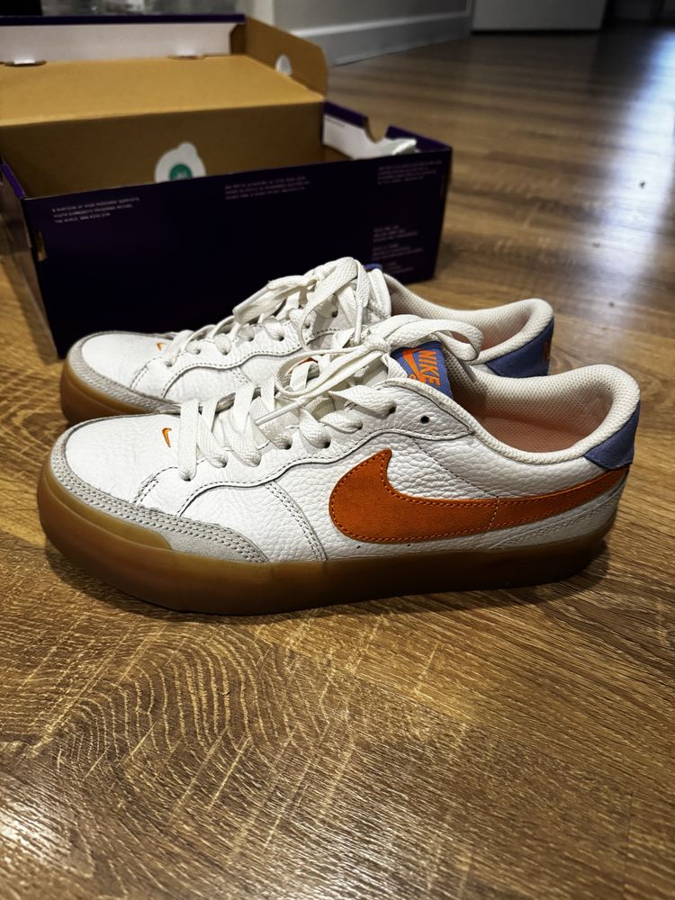 Продам кеды Nike