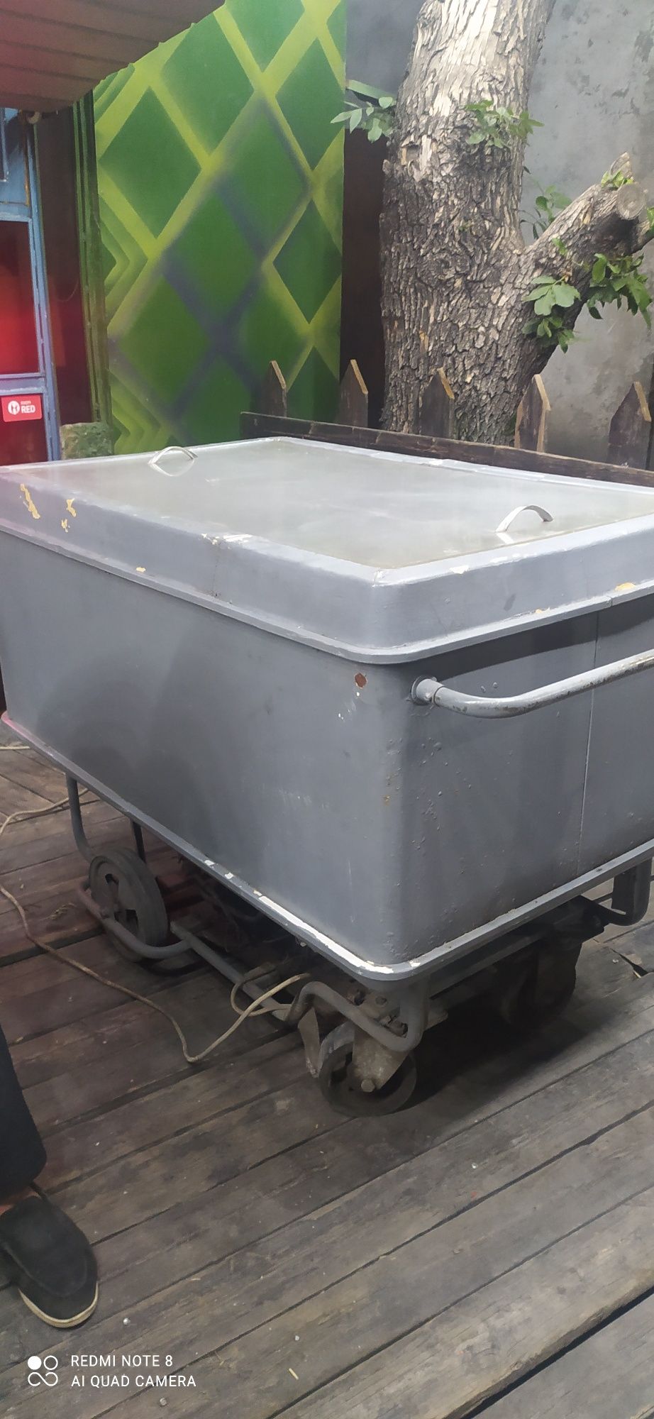 Морозильник на колесах продам
