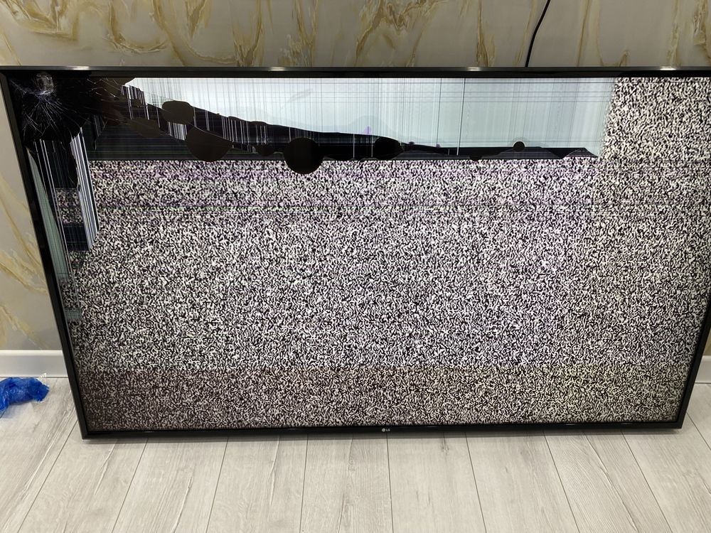 Телевизор LG диагональ 168см