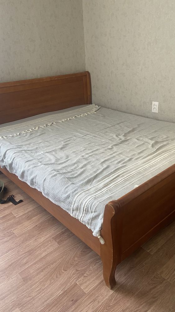 СРОЧНО Продам кровать б/у