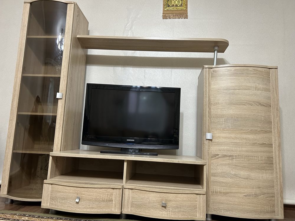 Продаю шкаф горка. Есть торг. Только самовывоз