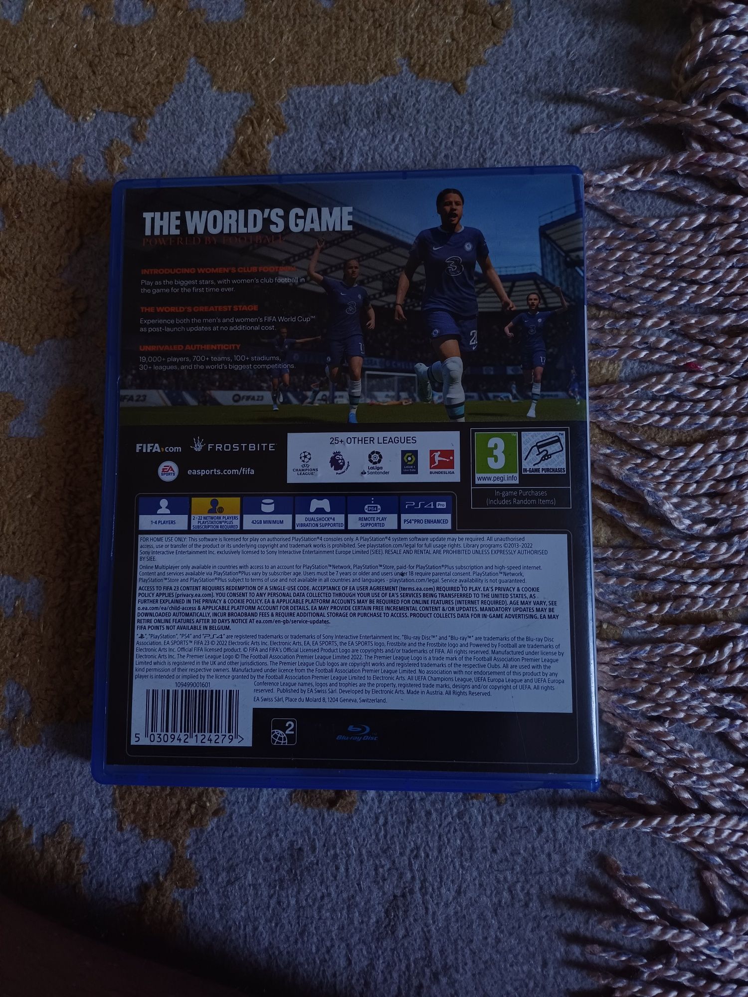 Продаю fifa 23 в хорошая состояние
