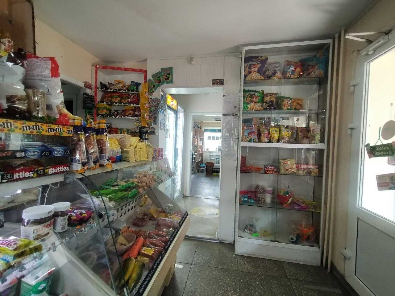 Продажа продуктового магазина, в центре.