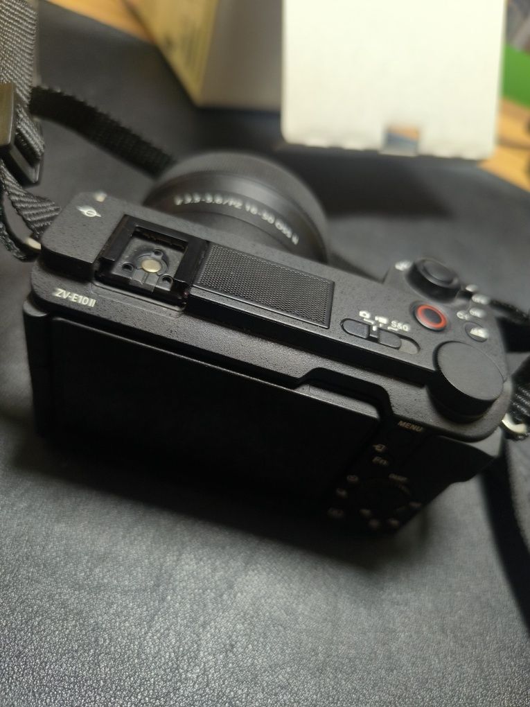 ZV-E10 II (Mark 2) + объектив 16–50 OSS II