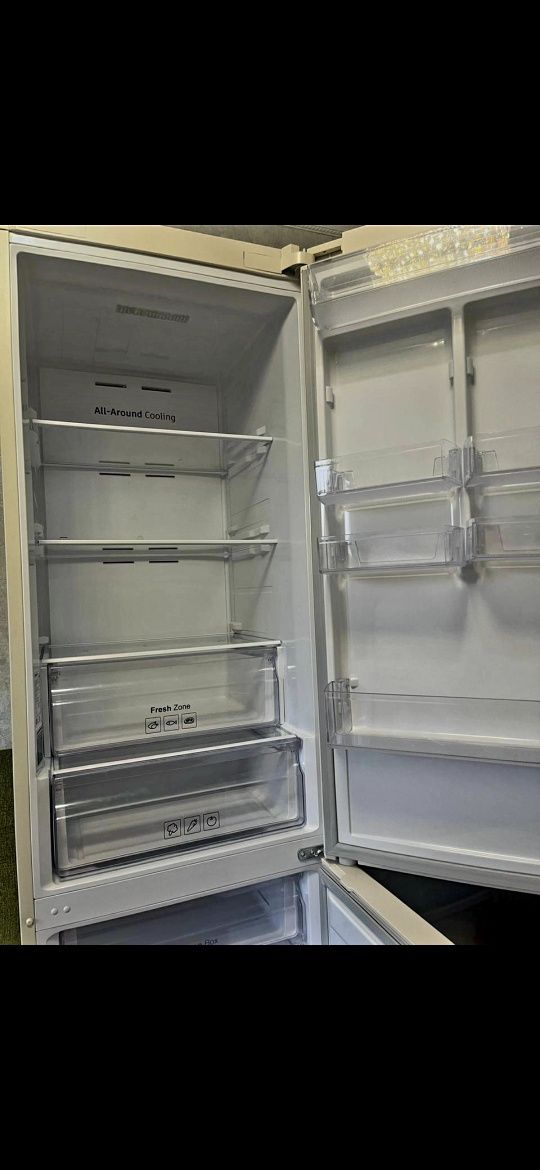 Продам холодильник самсунг