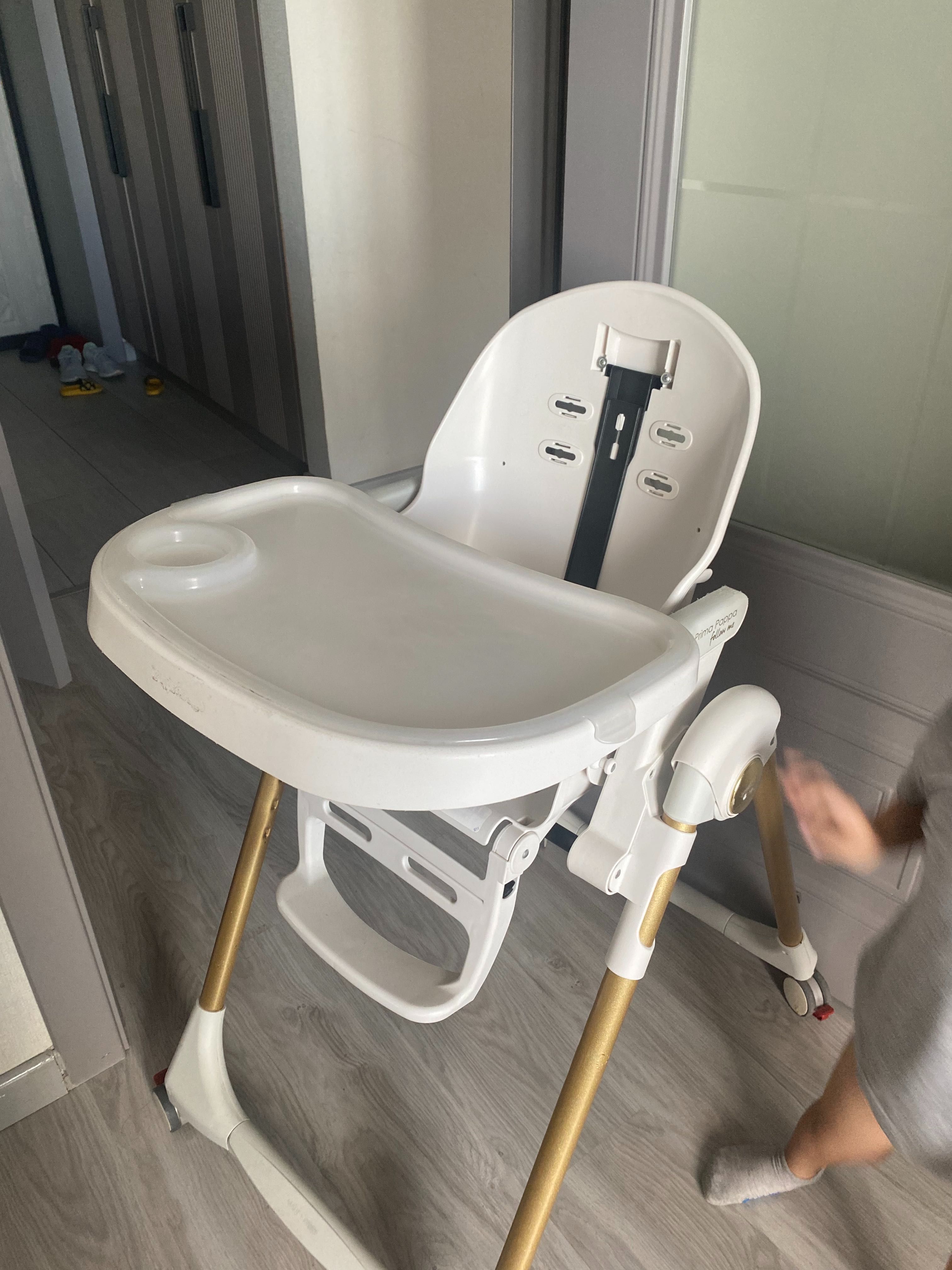 Стульчик для кормления Peg-Perego Prima Pappa Follow Me Gold белый