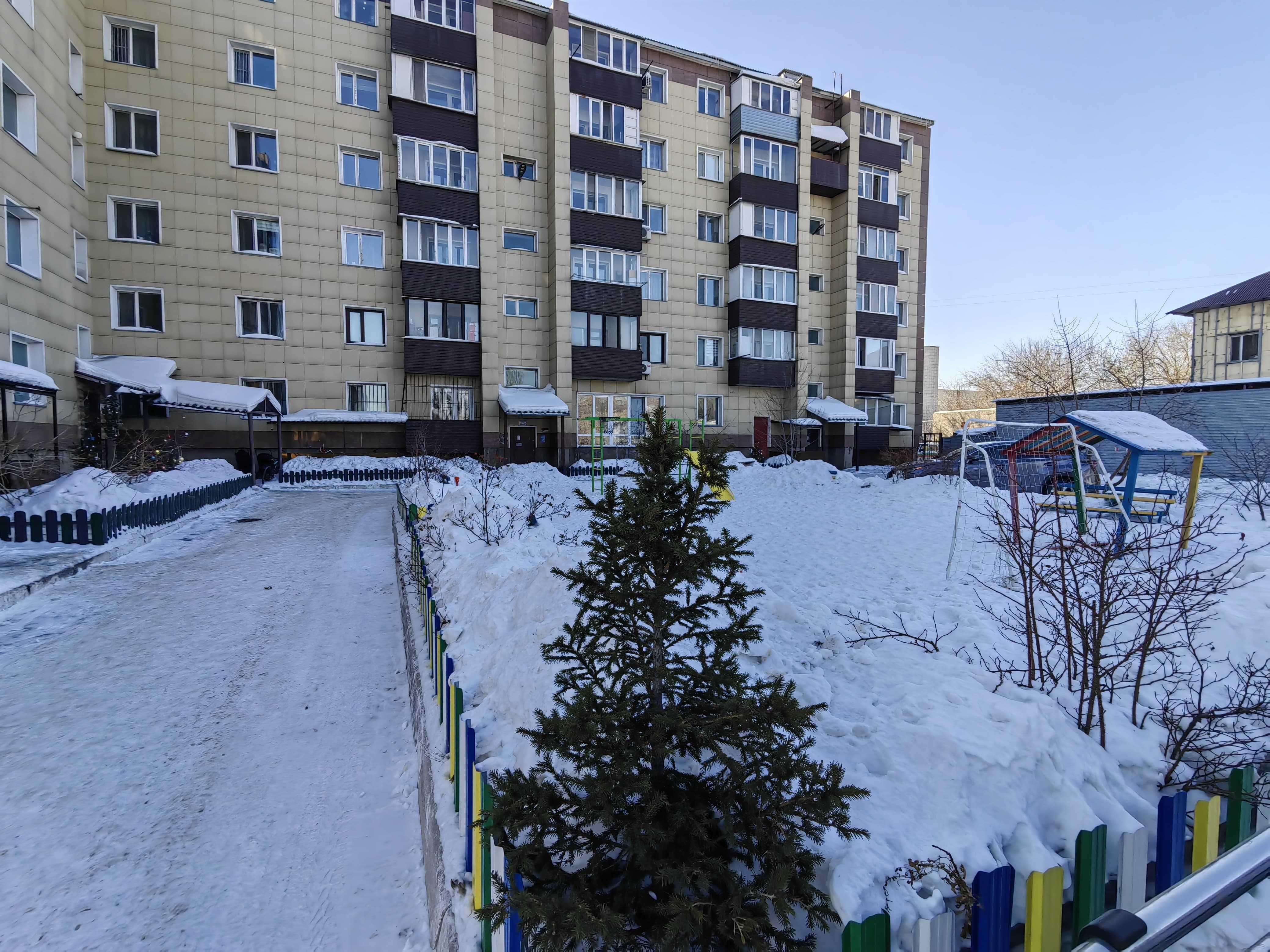 3-комнатная кв-ра район ТЦ Таир ул.Затаевича 81/4, кирпичный дом 2010г